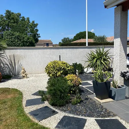 Apartament Belle Maison T4 Au Calme - Jardin & Parking *