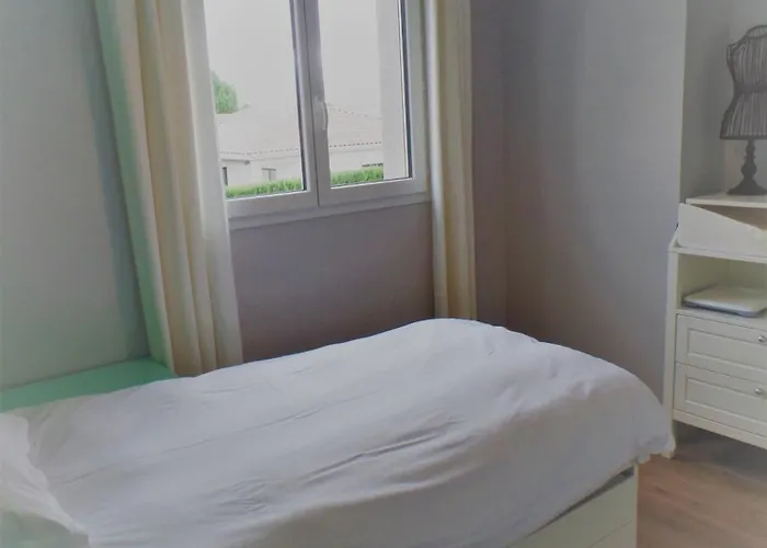 Belle Maison T4 Au Calme - Jardin & Parking