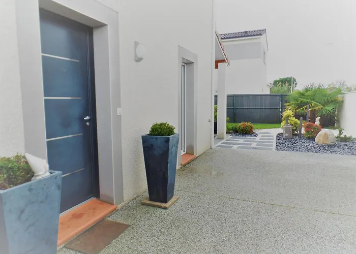 Belle Maison T4 Au Calme - Jardin & Parking Apartament *